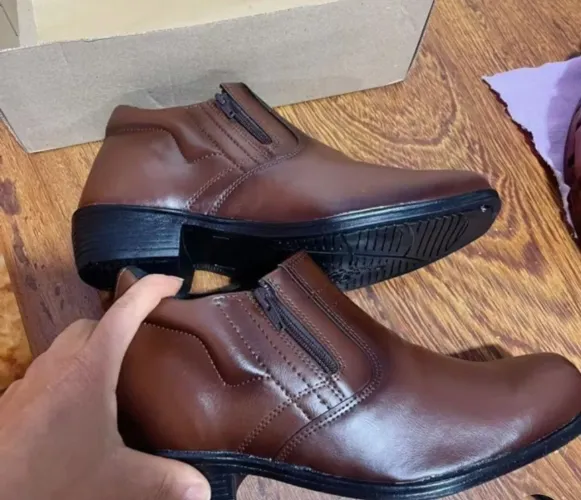 Bota masculina