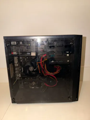 PC Gamer RGB Ryzen 3 2200G | A320M | Fonte 500W 80 Plus - Pronto pra upgrade