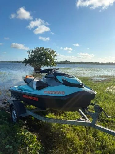 Jet-ski gti wake 2024 170cc e 40hrs de uso