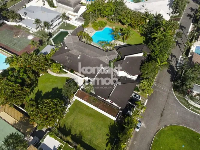 Casa de Condomínio com 8 suítes à Venda, Balneário Praia do Pernambuco - Guarujá