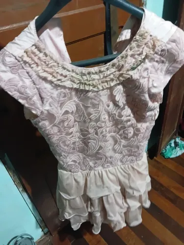 Vestido infantil tamanho p veste tamanho 12 tambem