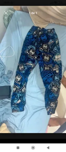 Calça de veludo