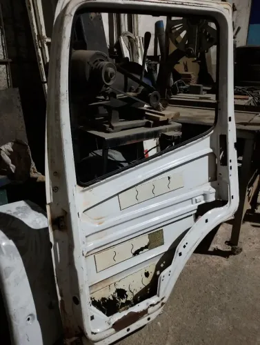 Porta Mercedes 