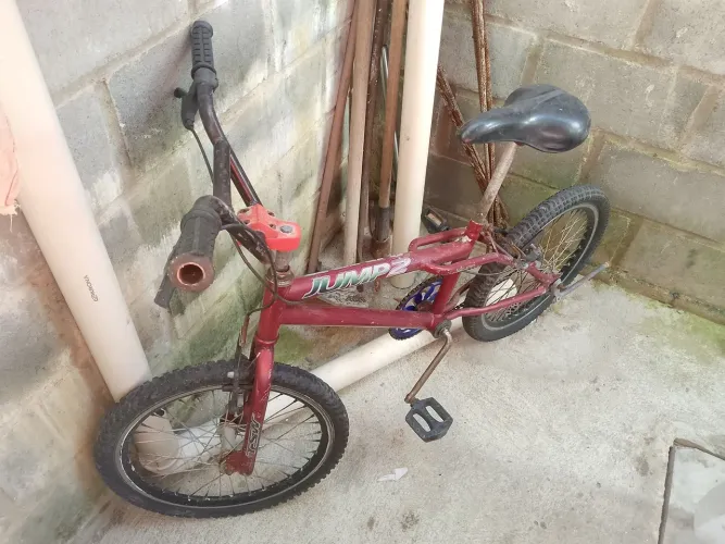 Bicicleta BMX Jump 2 aro 20 usada