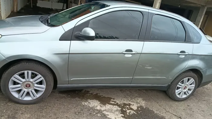 Fiat Grand Siena Tetrafuel 1.4 EVO F. Flex 8V 2014
