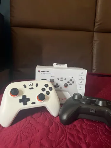 Controle Gamesir Nova Lite 