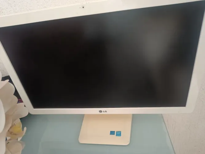 Computador LG ALL in one defeito