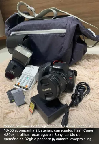 Máquina fotográfica profissional Canon