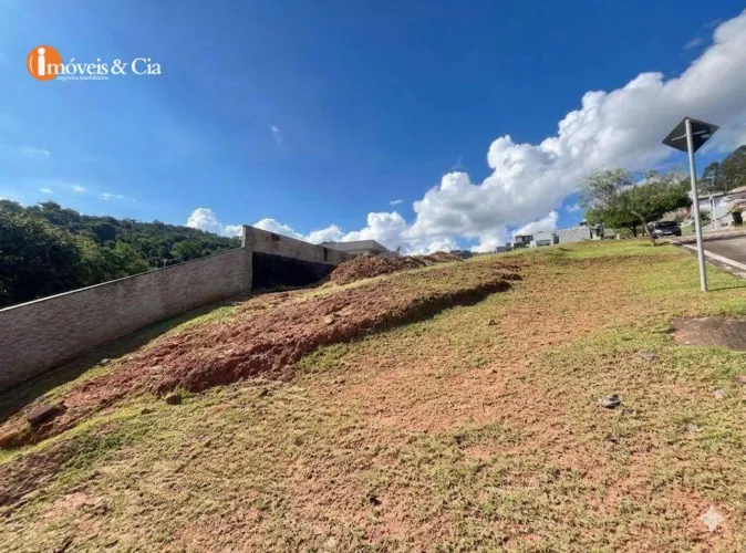 LOTE EM CONDOMINIO FECHADO Á VENDA EM ATIBAIA