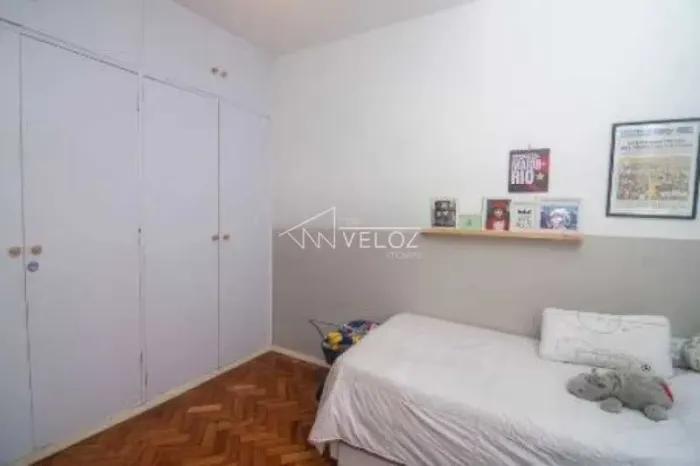 Apartamento - Padrão / Residencial / Leblon