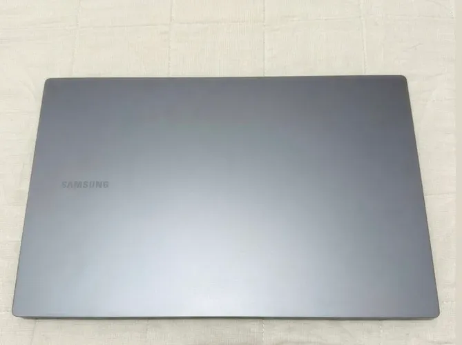 VENDO NOTEBOOK SAMSUNG GALAXY BOOK4