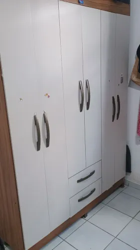 GUARDA ROUPA 6 PORTAS