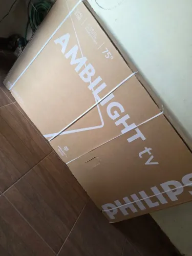 TV Ambilight 75" 4K
