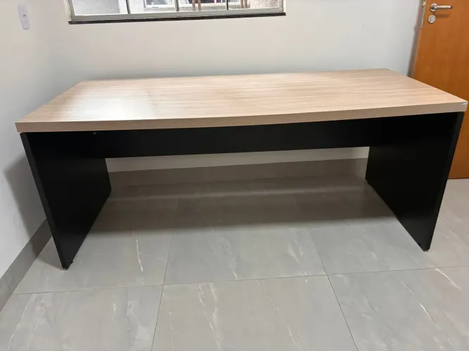 Mesa escritório