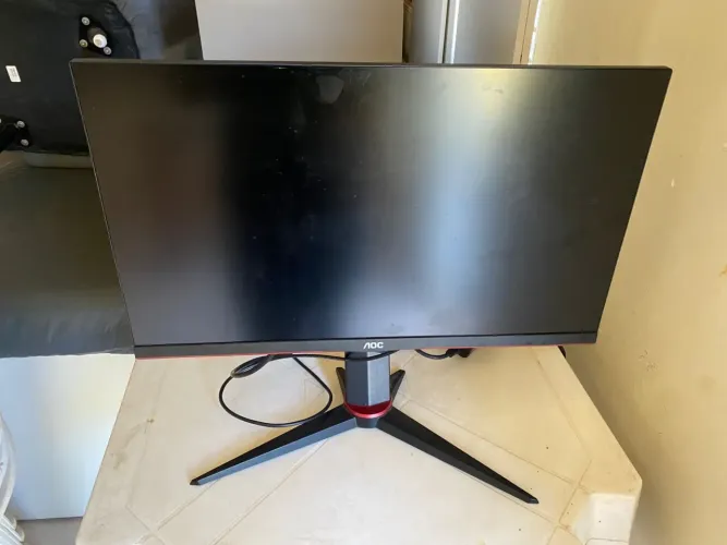 Monitor gamer AOC 144hz 1ms ips 24 polegadas