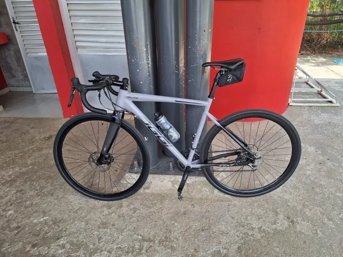 Bicicleta Oggi Velloce Disc 2025