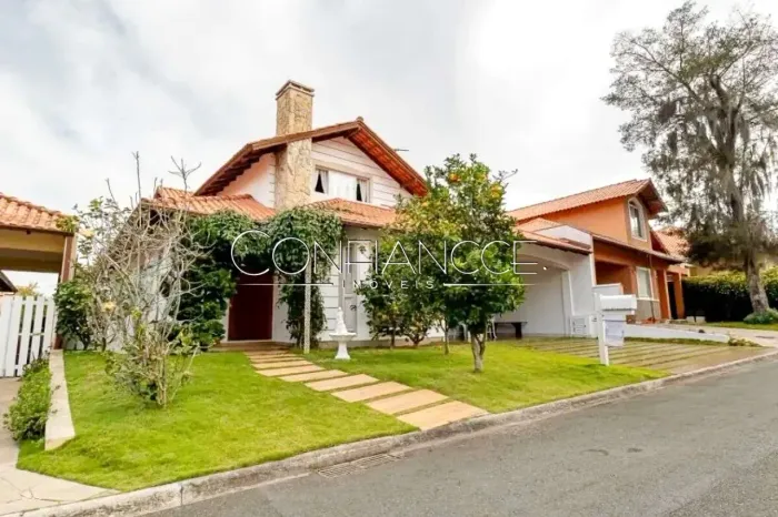 Casa com 4 quartos em condomínio para alugar no São Braz, Curitiba - PR | Confiancce Imóve