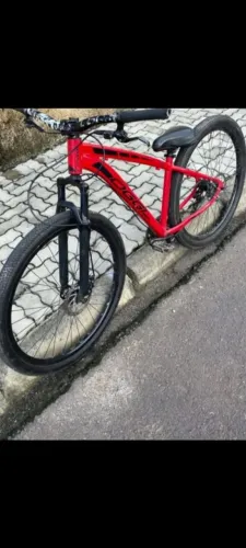 Vende-se bike oggy 3000,Ta com par de pro7, integrado e diatche anchor dianteiro