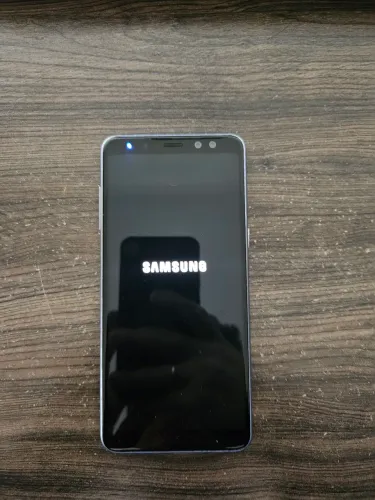 Samsung a8