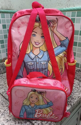 Mochila infantil da Barbie