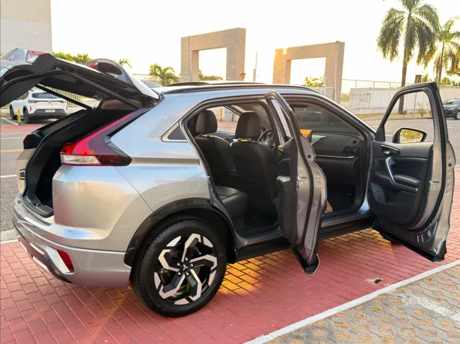 Mitsubishi Eclipse Cross HPE-S 1.5 16V 165cv Aut. 2026