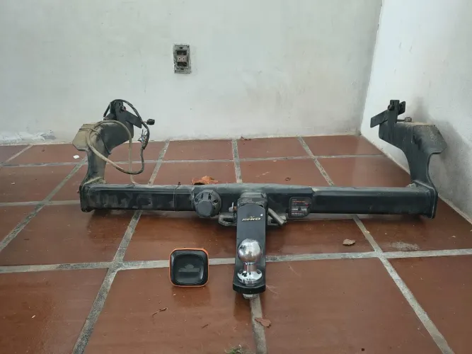 Vendo engate reboque triton 