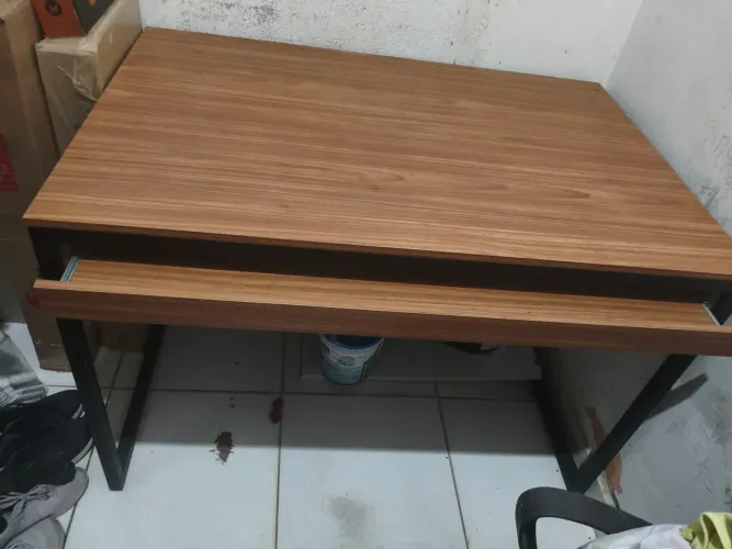 Mesa Gamer reforçada em Metalon