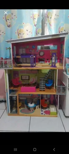 Casinha de bonecas linda