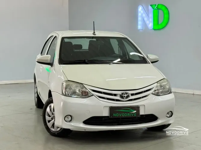 Toyota Etios X 1.3 Flex 16V 5P Mec. 2017