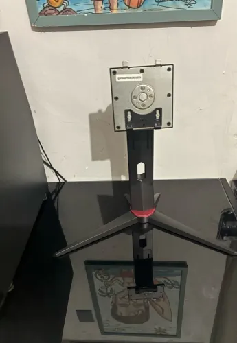 Suporte monitor AOC