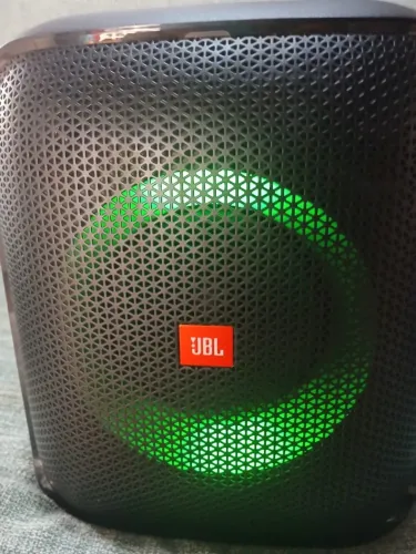 Alto-falante Jbl Partybox Encore Essential Party preto, com bolsa.