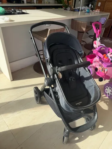 Carrinho de bebê maxi cosi 3 em 1