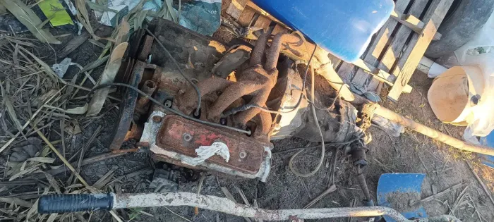 Motor de Marajó para fazer chacal com diferencial caixa de marcha e a frente