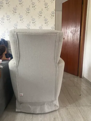 Poltrona cinza claro