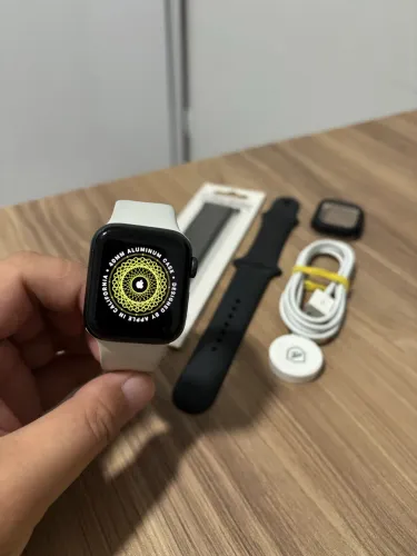 Apple Watch 5 40mm Nike LTE+GPS