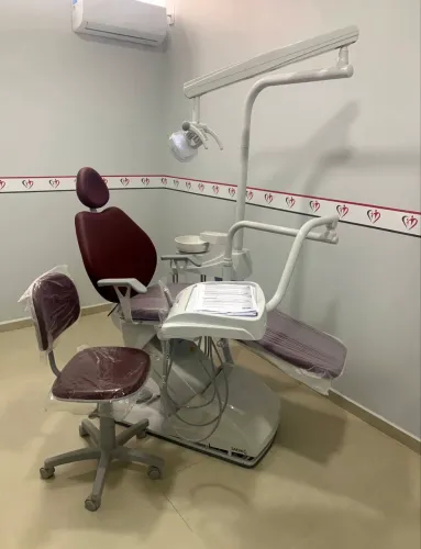 CADEIRA ODONTOLÓGICA SEMI NOVA