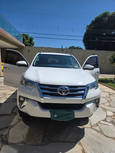 Toyota Hilux SW4 SRV 4X2 2.7 Flex 16V Aut. 2019