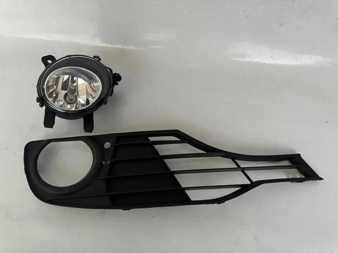 Grade Direita e Farol de Milha Bmw 320i 2013 2014 2015