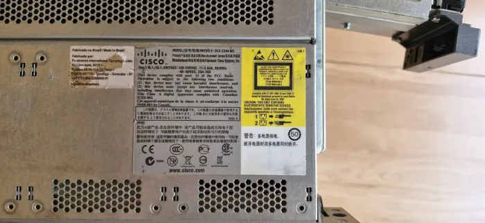 Servidor CISCO UCS C240 M3 - Dual Xeon, 28GB RAM