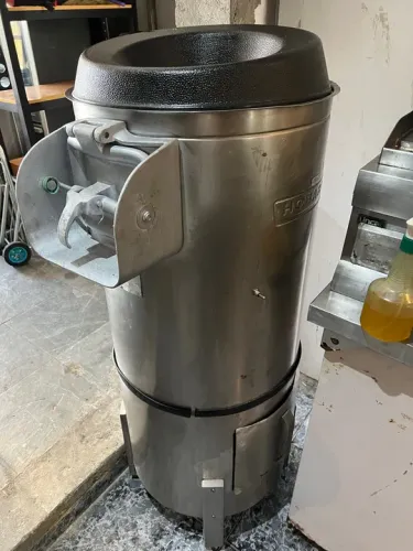Descascador de legumes industrial em aço inox marca Hobart 220v