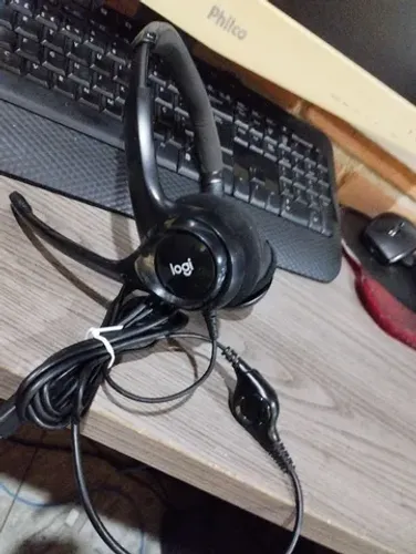 Fone de ouvido e microfone LOGITECH H390  USB 