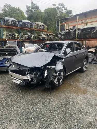 Sucata Audi Q5 ano 2023 motor 2.0 Híbrido