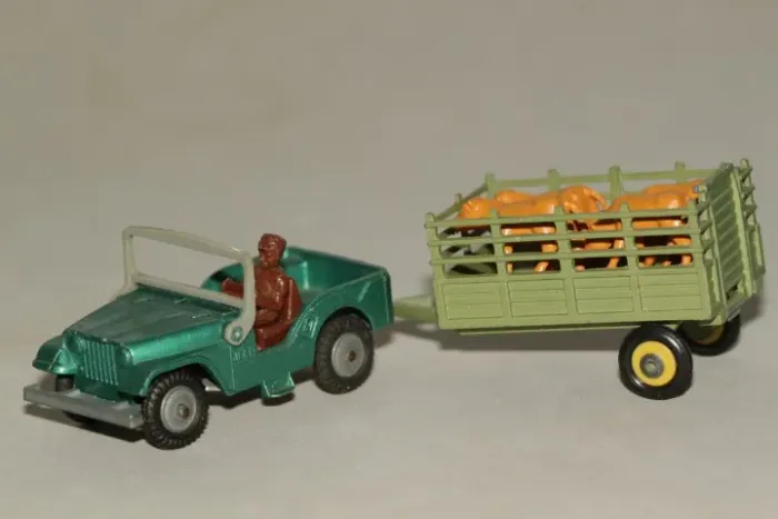 Jeep e Farm Trailer da Husky Inglesa