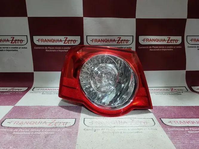 Lanterna traseira esquerda Passat 2006 Original 