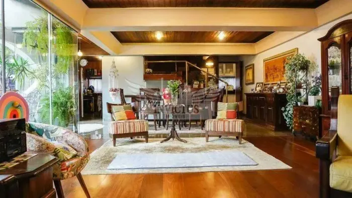 Duplex com 4 Quartos para Comprar, 238m² - Campestre, Santo André/SP.