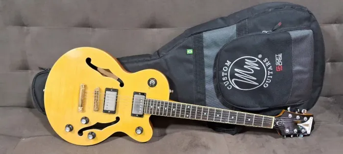 Guitarra Epiphone Wildkat com Seth Lover e tarraxas/ponte Schaller