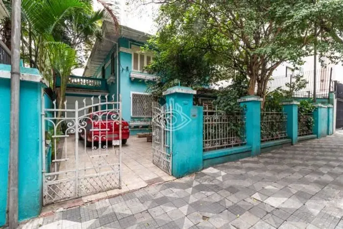 Casa para locação na Rua Gabriel dos Santos, Santa Cecília, São Paulo