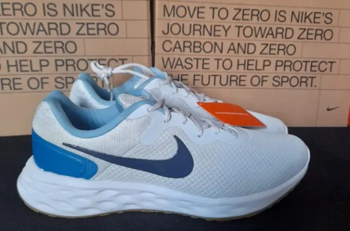 Tênis Original Nike Revolution 6 NN - Tamanho 41