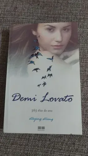 Demi Lovato Livro, bom estado geral, envio qualquer local.