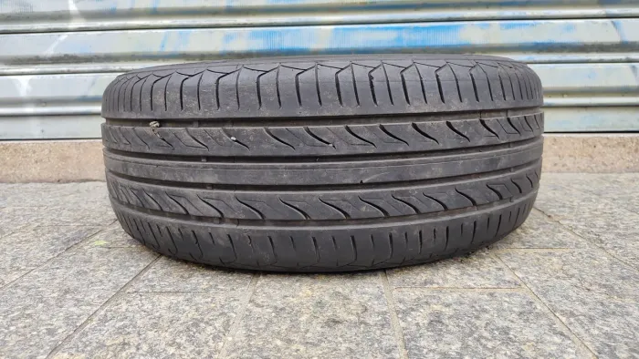 Pneu 195/55/15 landsail 